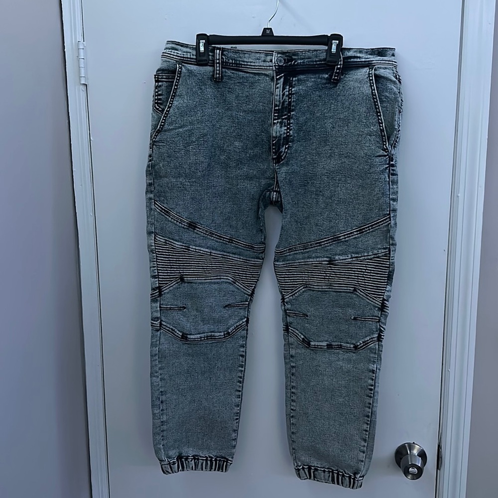 Blue jean skinny joggers by Arizona Jean Co